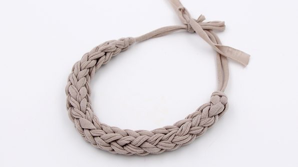statement kette textilgarn selber machen grau
