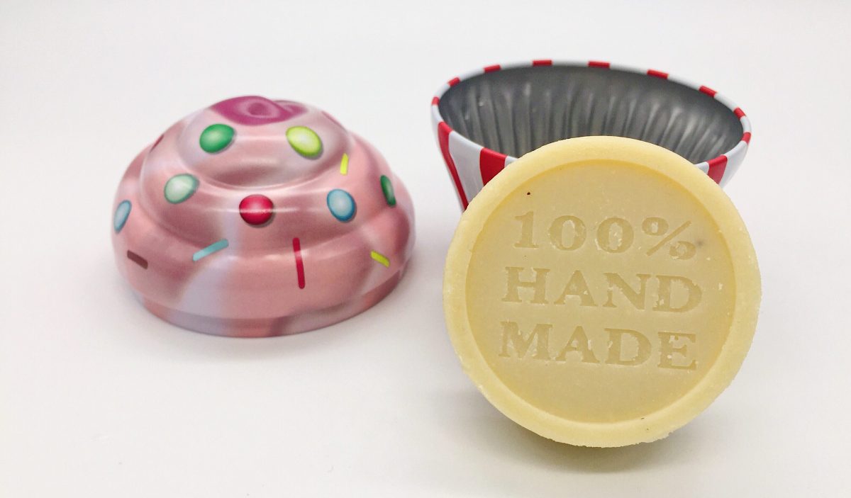 Feste Handcreme selber machen und in Cupcake Dose verschenken