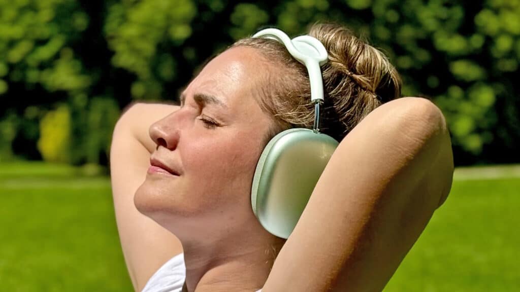 Entspannung mit den Audio Affirmationen und Übungen des Anxiety Fidget Rings.